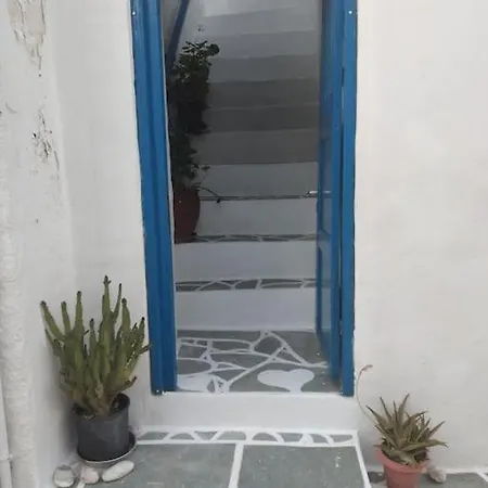 Stratos@mariahouse Apartment